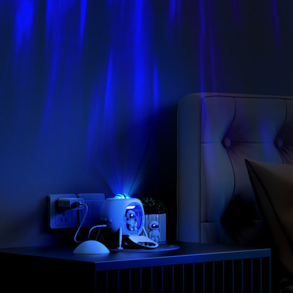 Astronaut Starry Sky Projection Lamp Ambience Light Bedside Decoration - Image 4